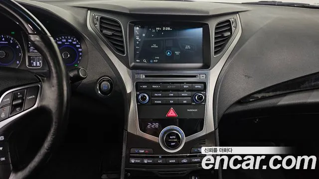 Hyundai Grandeur 2015 thumb 2