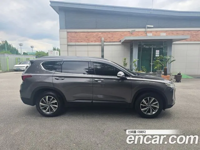 Hyundai Santa Fe 2018 thumb 9