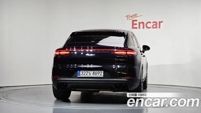 Porsche Cayenne 2021 thumb 8
