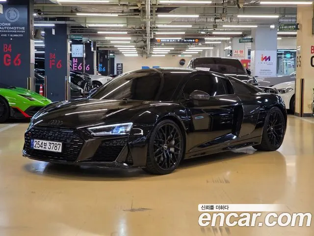 Audi R8 2017 thumb 2