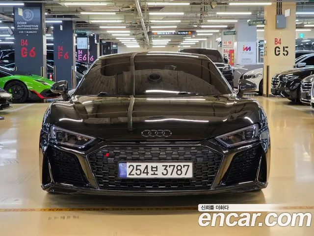 Audi R8 2017 thumb 4