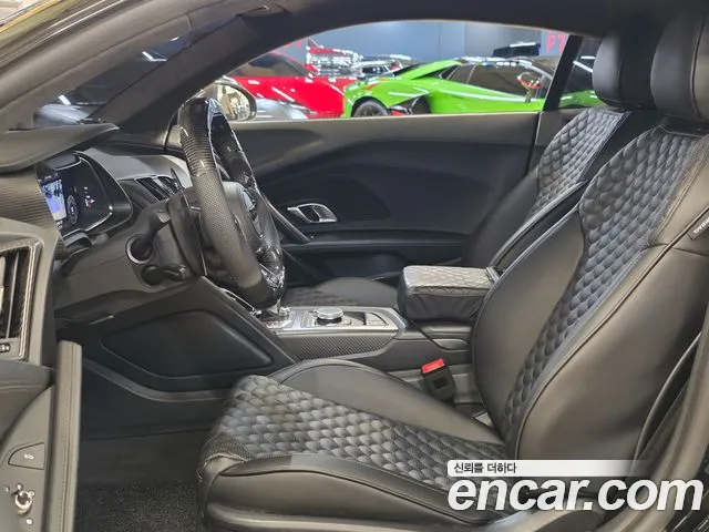 Audi R8 2017 thumb 9