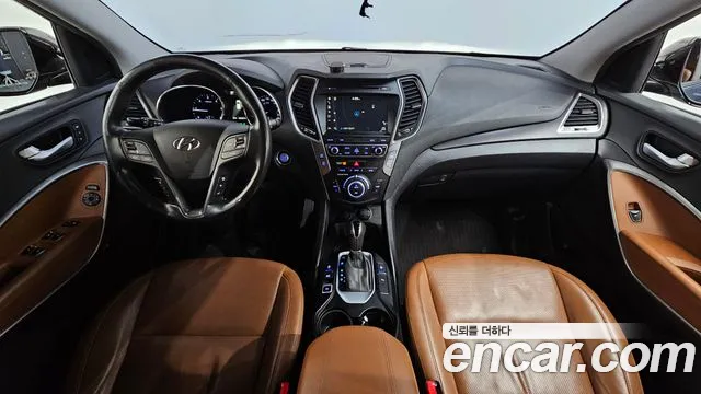 Hyundai Santafe 2015 thumb 10