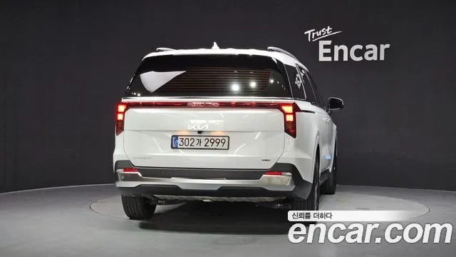 Kia Carnival 2025 thumb 9