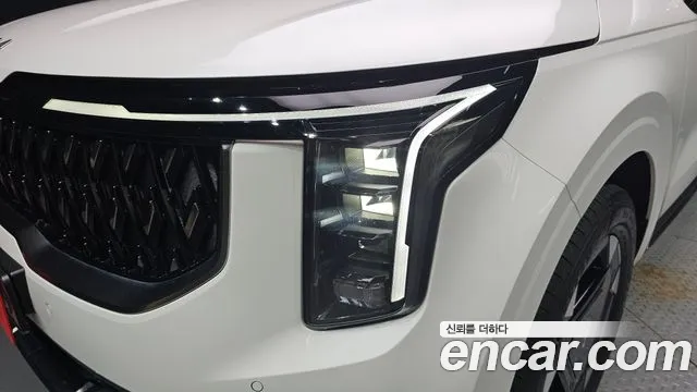 Kia Carnival 2025 thumb 7