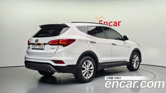 Hyundai Santafe 2017 thumb 3