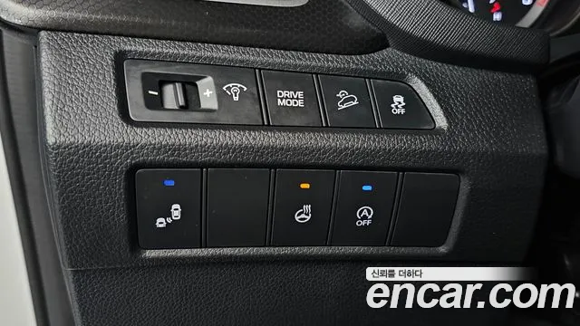 Hyundai Santafe 2017 thumb 11