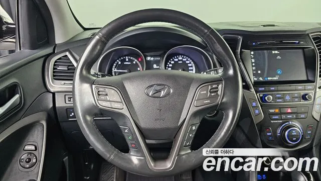 Hyundai Santafe 2017 thumb 4