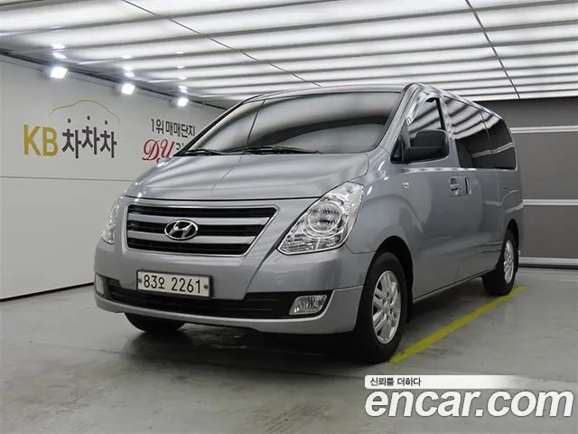 Hyundai Staria 2017 thumb 3