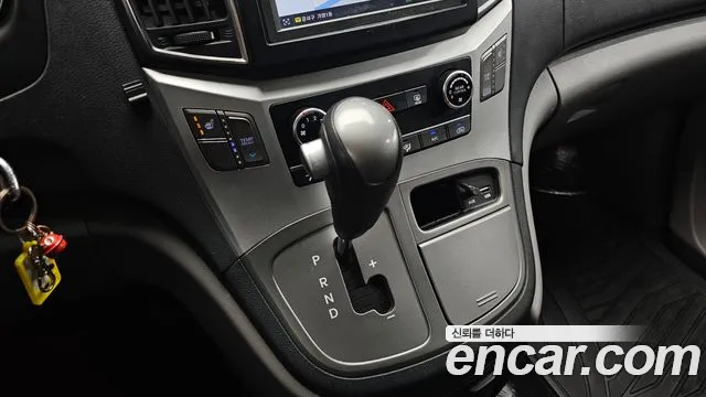 Hyundai Staria 2017 thumb 11