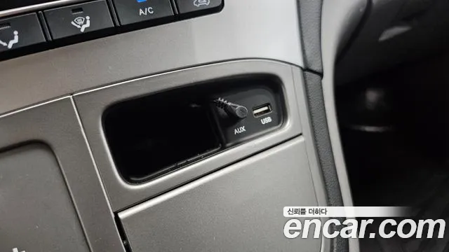 Hyundai Staria 2017 thumb 4