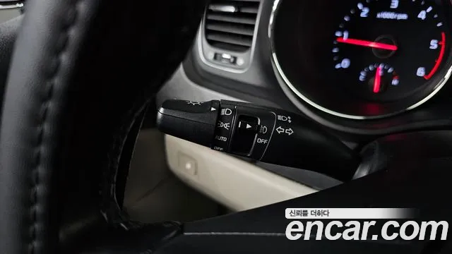 Kia Carnival 2019 thumb 7