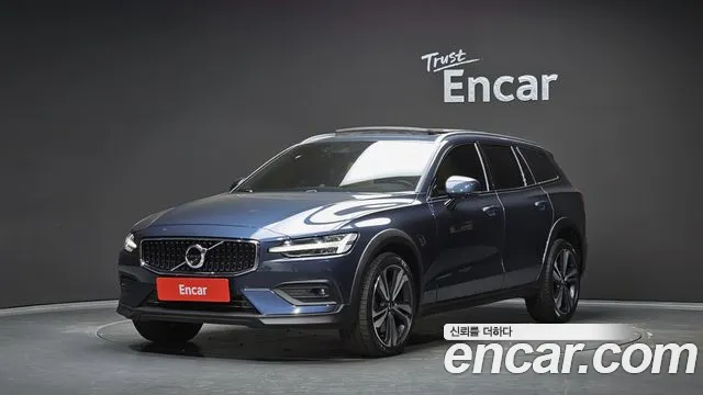 Volvo V60 Cross Country 2021 thumb 5