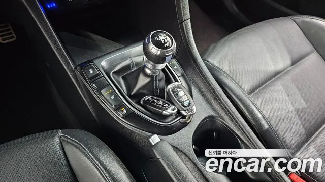 Hyundai Veloster 2021 thumb 9
