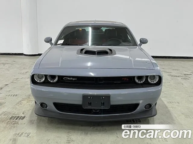 Dodge Challenger 2021 thumb 4