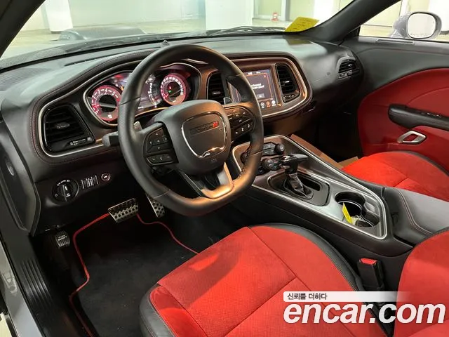 Dodge Challenger 2021 thumb 3