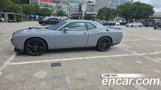 Dodge Challenger 2021 thumb 5