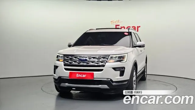 Ford Explorer 2019 thumb 2
