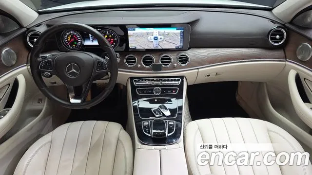 Mercedes-Benz E-Class 2016 thumb 5