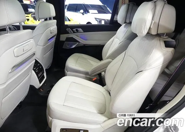 BMW X7 2024 thumb 4