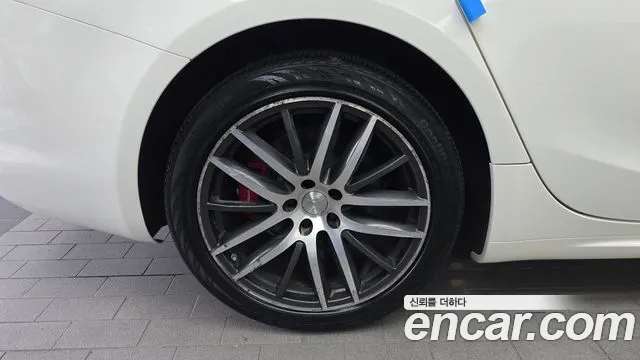 Maserati Ghibli 2019 thumb 3