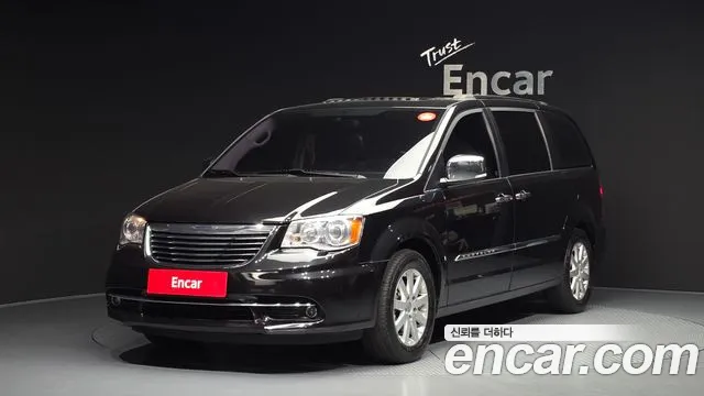 Chrysler Grand Voyager 2016 thumb 4