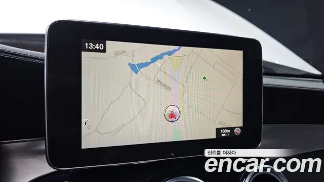 Mercedes-Benz GLC 2016 thumb 6