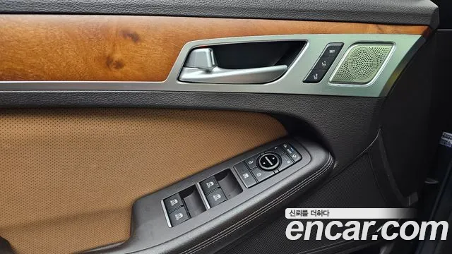 Genesis G80 2019 thumb 3
