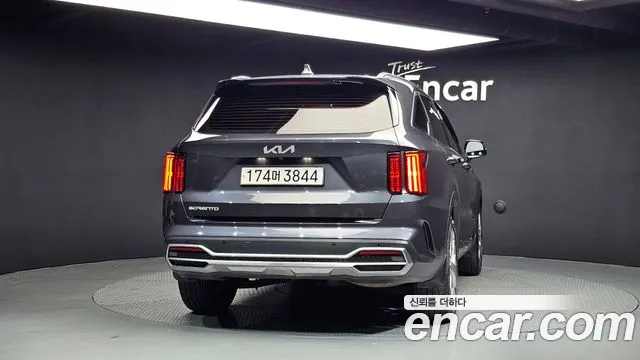 Kia Sorento 2023 thumb 12