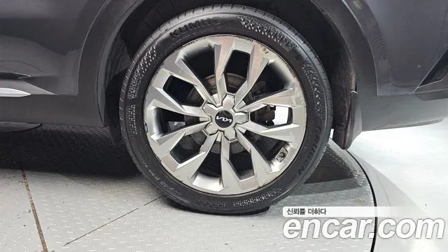 Kia Sorento 2023 thumb 6
