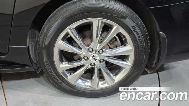 Kia Carnival 2019 thumb 2