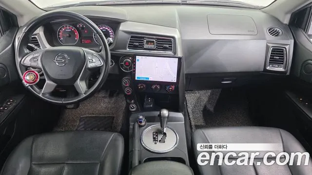 KGM Korando 2017 thumb 7
