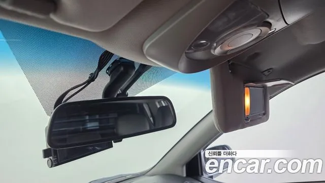 KGM Korando 2017 thumb 6