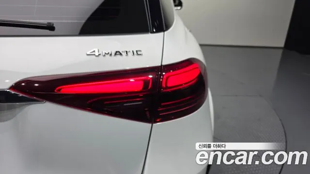 Mercedes-Benz E-Класс 2024 thumb 8