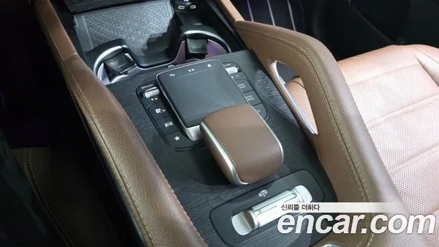 Mercedes-Benz E-Класс 2024 thumb 2
