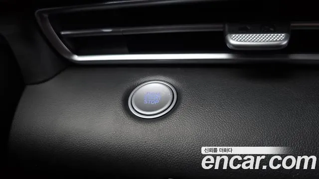 Hyundai Elantra 2023 thumb 3