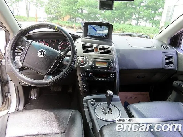 KGM Korando 2014 thumb 8