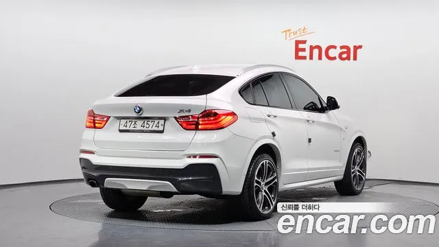 BMW X4 2018 thumb 12