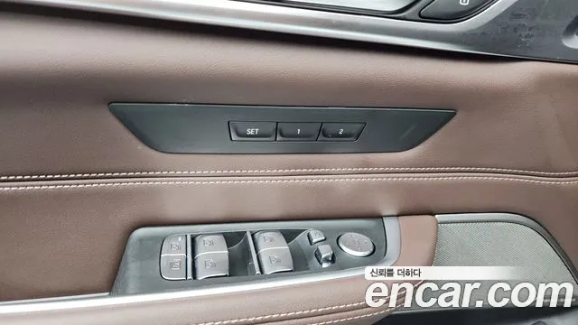 BMW 6 серии Gran Turismo 2023 thumb 10