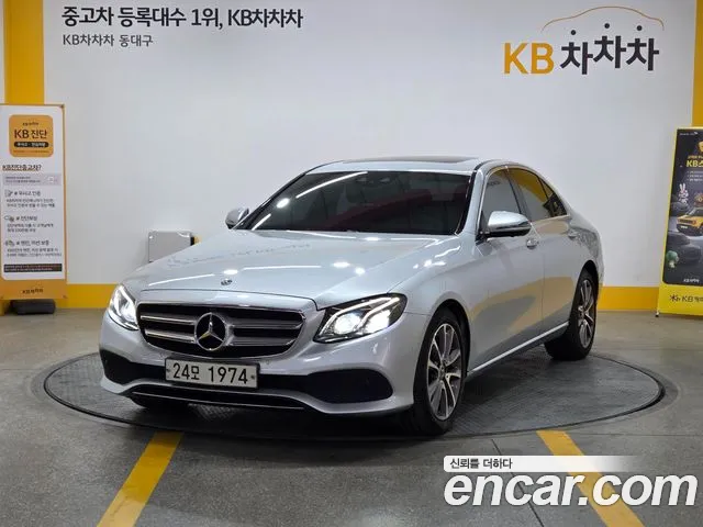 Mercedes-Benz E-Class 2018 thumb 2