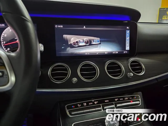 Mercedes-Benz E-Class 2018 thumb 8