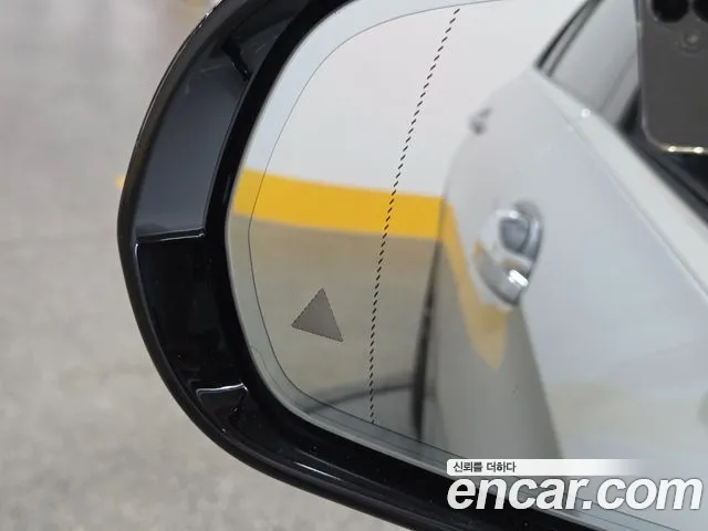 Mercedes-Benz E-Class 2018 thumb 3