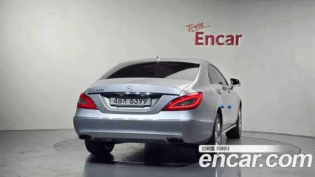 Mercedes-Benz CLS 2011 thumb 2