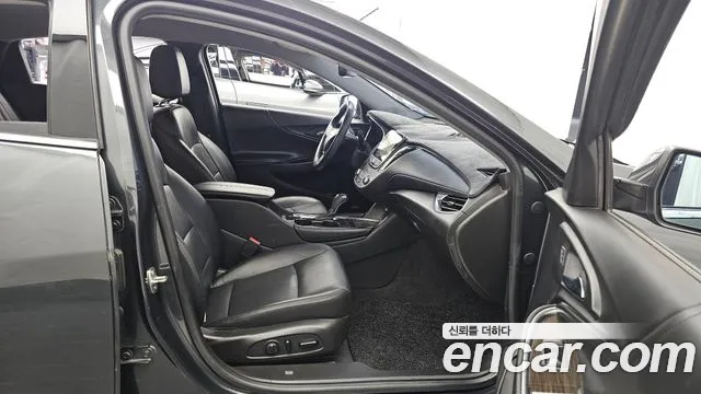 Chevrolet Malibu 2017 thumb 10
