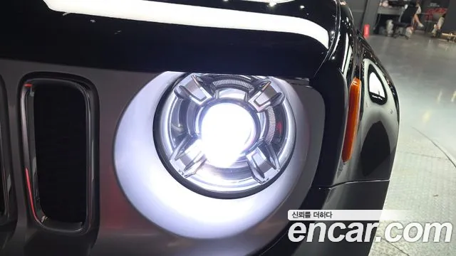 Jeep Renegade 2017 thumb 11
