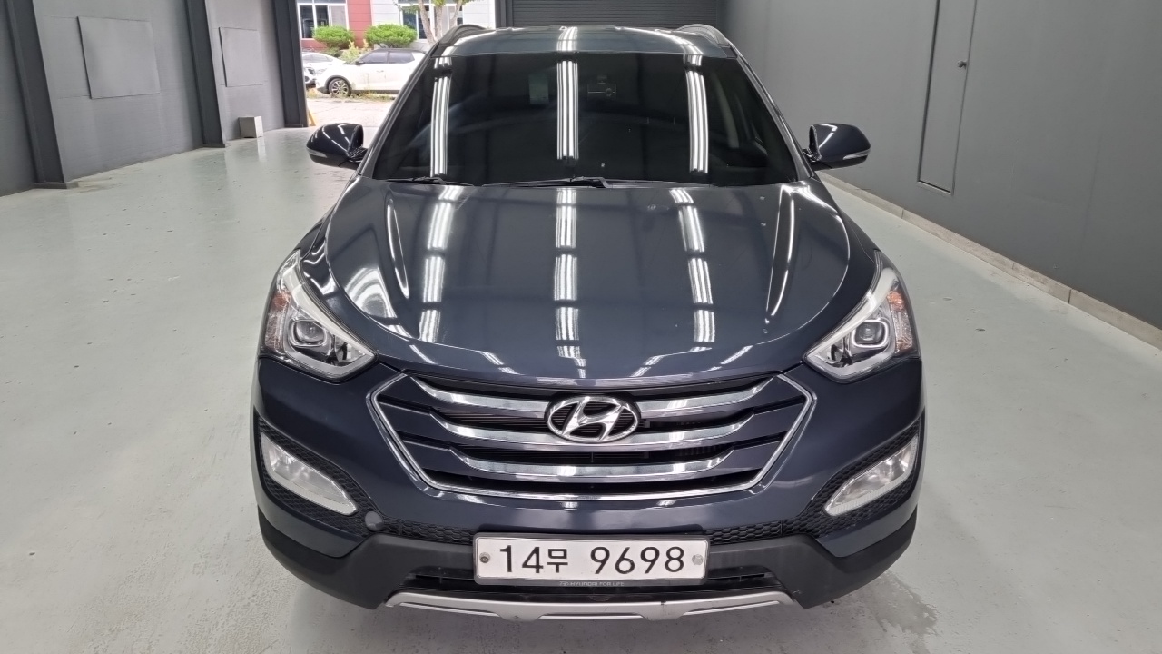 Hyundai Санта Фе 2015 thumb 10