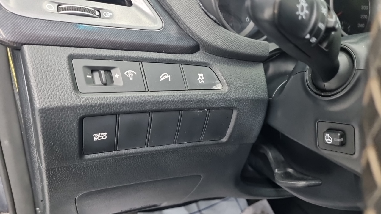 Hyundai Санта Фе 2015 thumb 9
