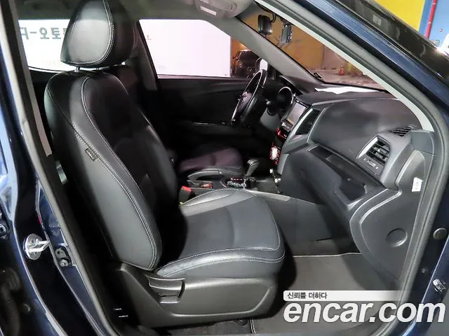 KGM Tivoli 2017 thumb 8