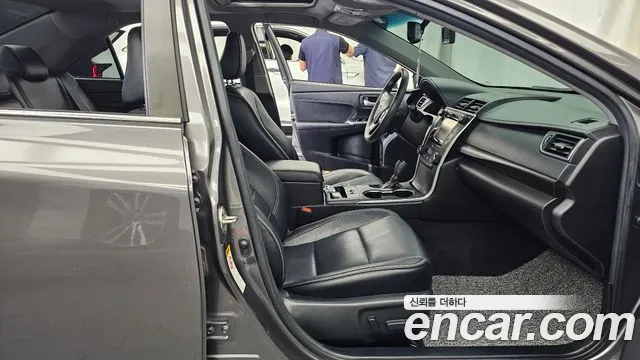 Toyota Camry 2016 thumb 7