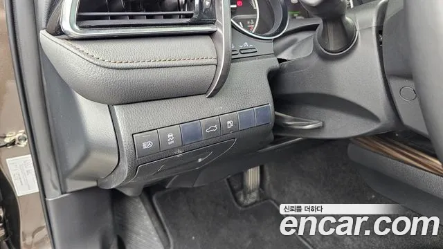 Toyota Camry 2018 thumb 12